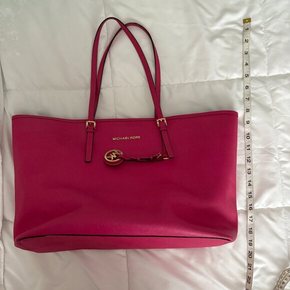 Michael Kors Jet Set Travel Leather Tote Fuschia Pink - Picture 12 of 14